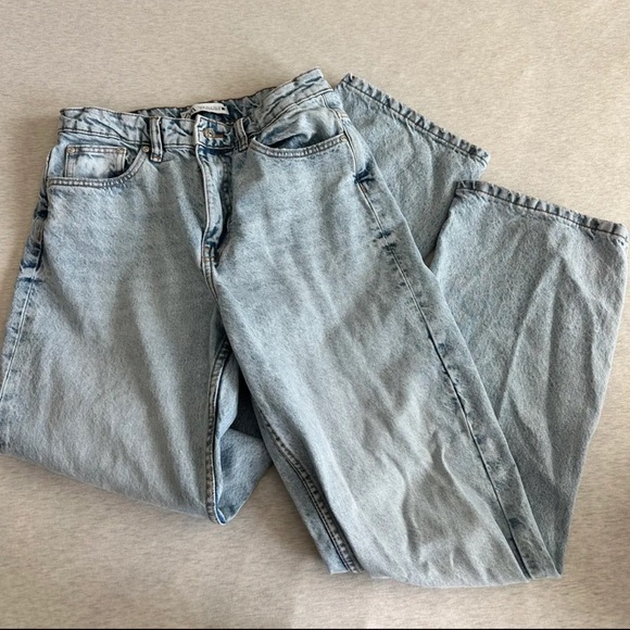 Zara High Rise Straight Leg Jeans - Picture 6 of 6